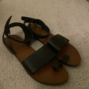 Free People Black sandals